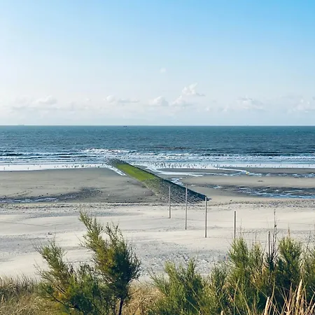 La O'brise - Close To And Center Ostend