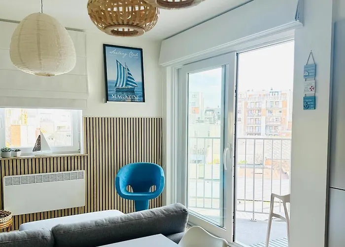 La O'brise - Close To And Center *